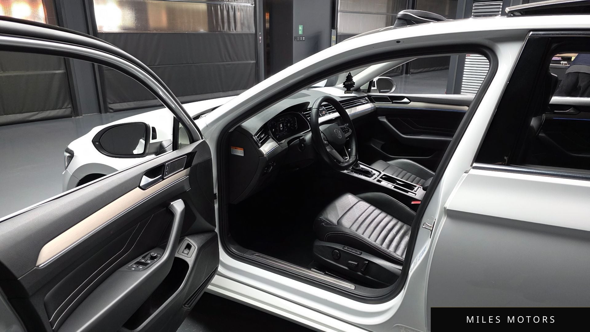 Volkswagen 파사트 GT(B8) 2022 — миниатюра 10