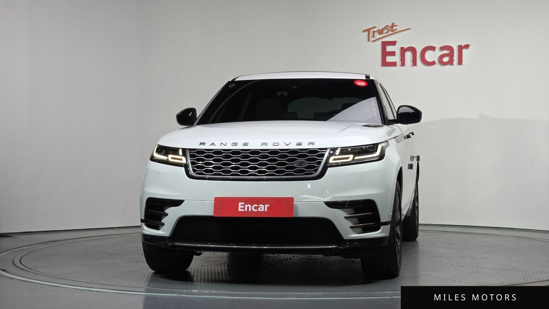 Land Rover Range Rover Velar 2018 — миниатюра 3