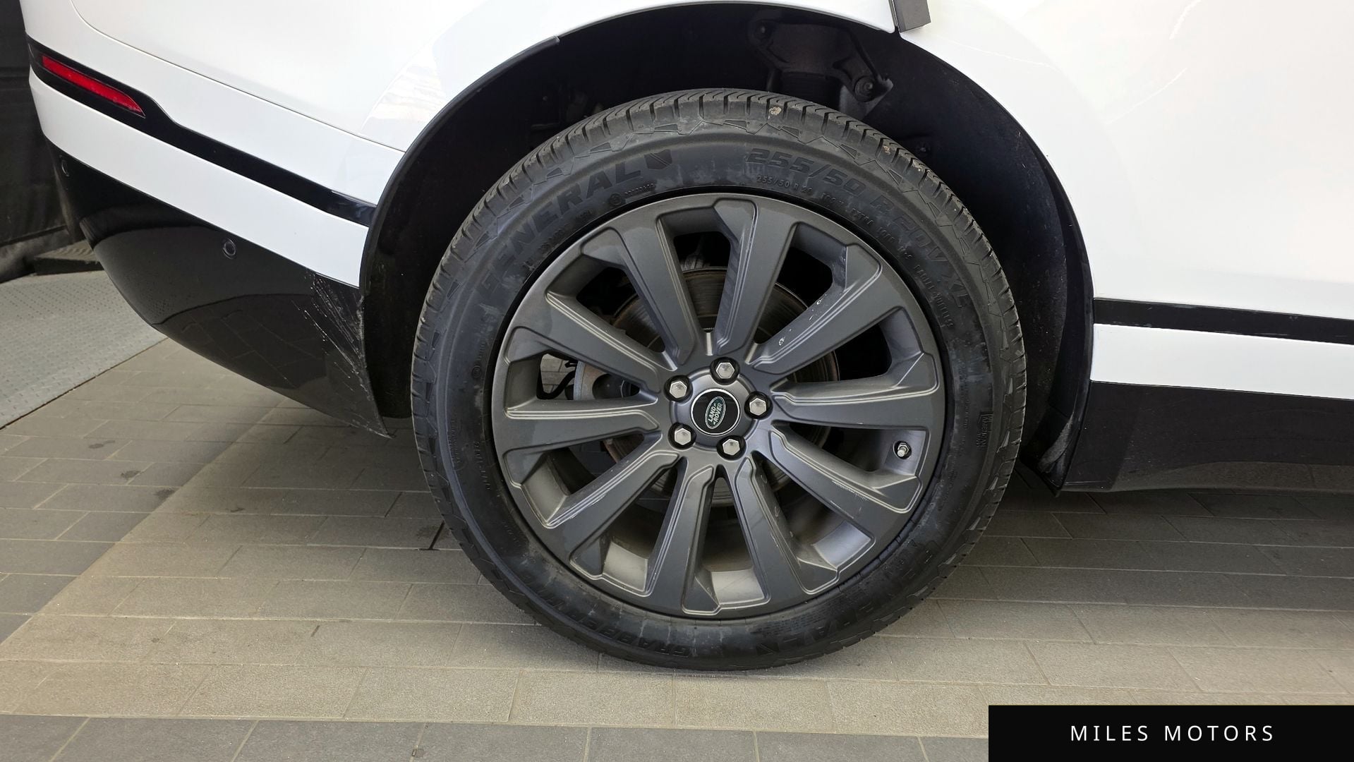 Land Rover Range Rover Velar 2018 — миниатюра 5
