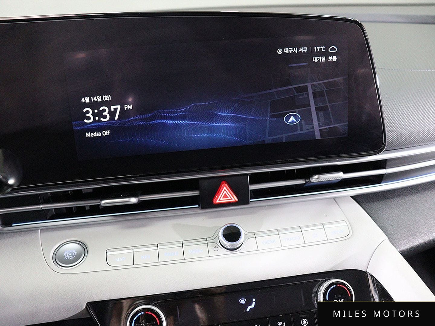 Hyundai AVANTE 2021 — миниатюра 9