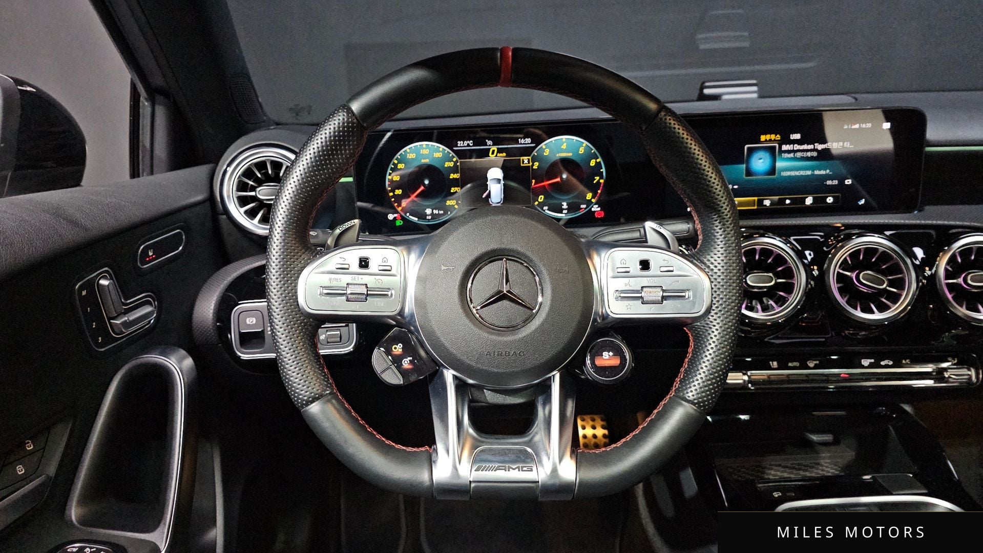 Mercedes-Benz A-Class W177 2023 — миниатюра 12