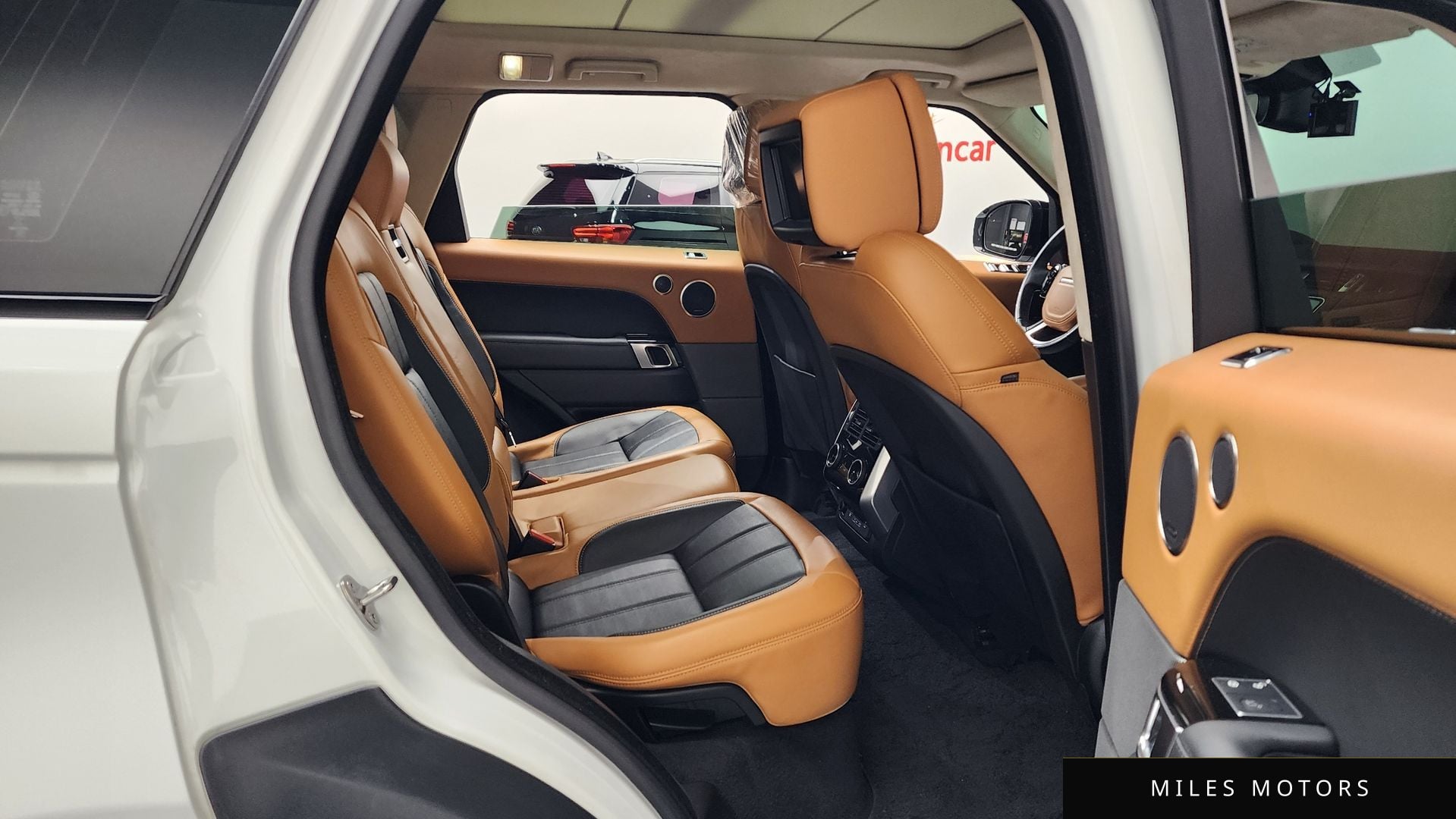 Land Rover Range Rover Sport 2019 — миниатюра 11