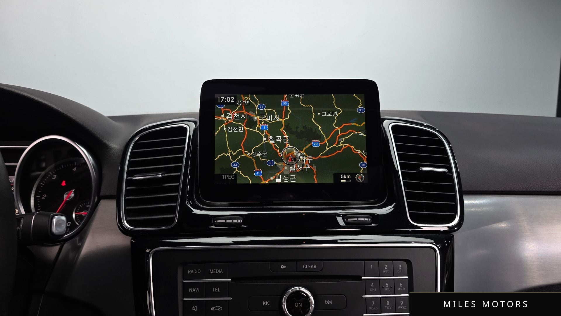 Mercedes-Benz GLE-Class W166 2017 — миниатюра 14