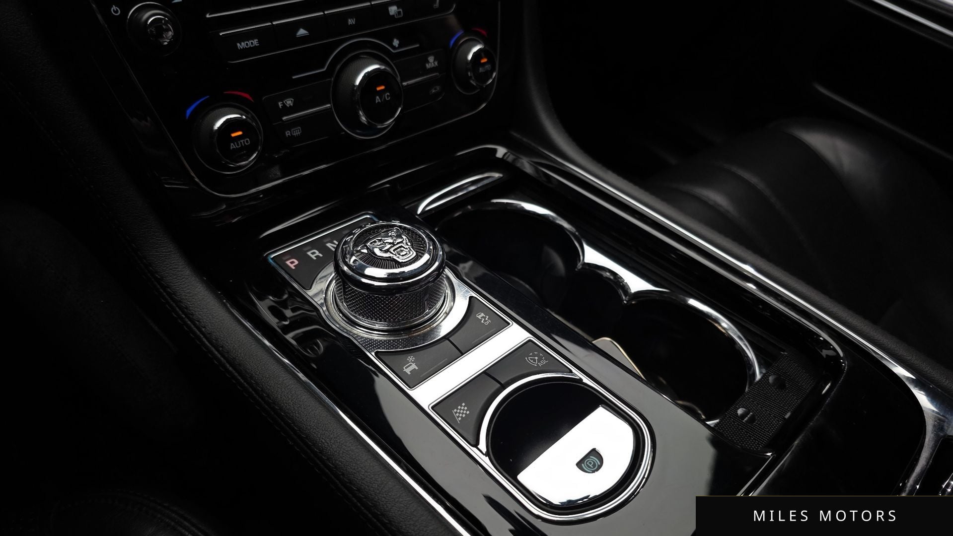 Jaguar All New XJ 2015 — миниатюра 9