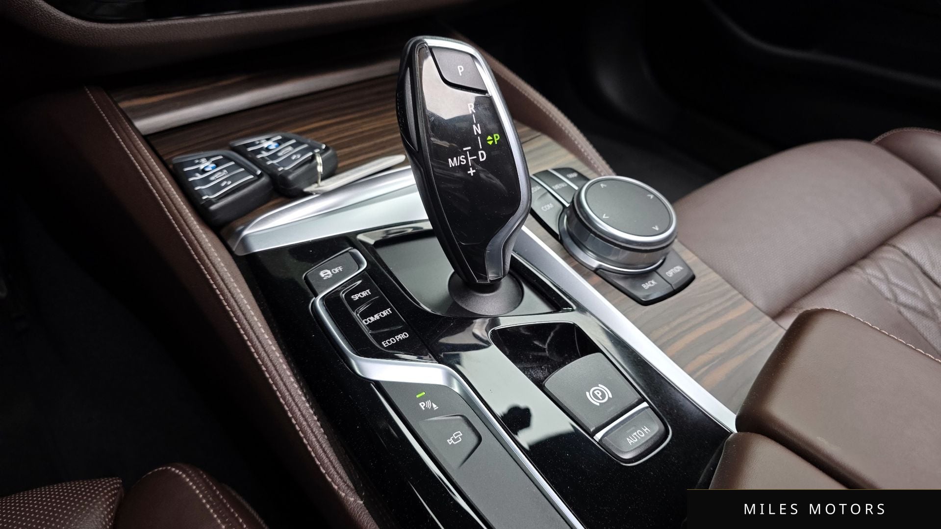 BMW 5 Series (G30) 2018 — миниатюра 12