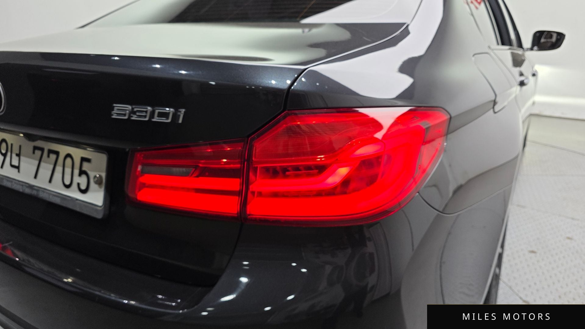 BMW 5 Series (G30) 2018 — миниатюра 9
