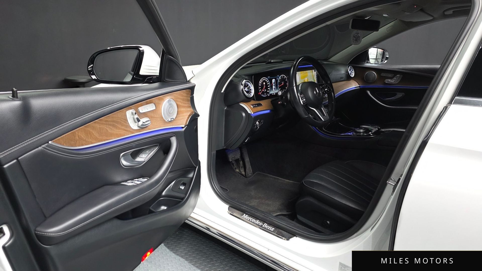 Mercedes-Benz E-Class W213 2020 — миниатюра 13