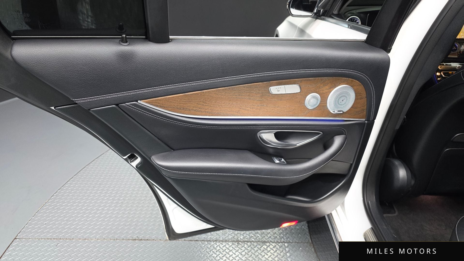 Mercedes-Benz E-Class W213 2020 — миниатюра 15