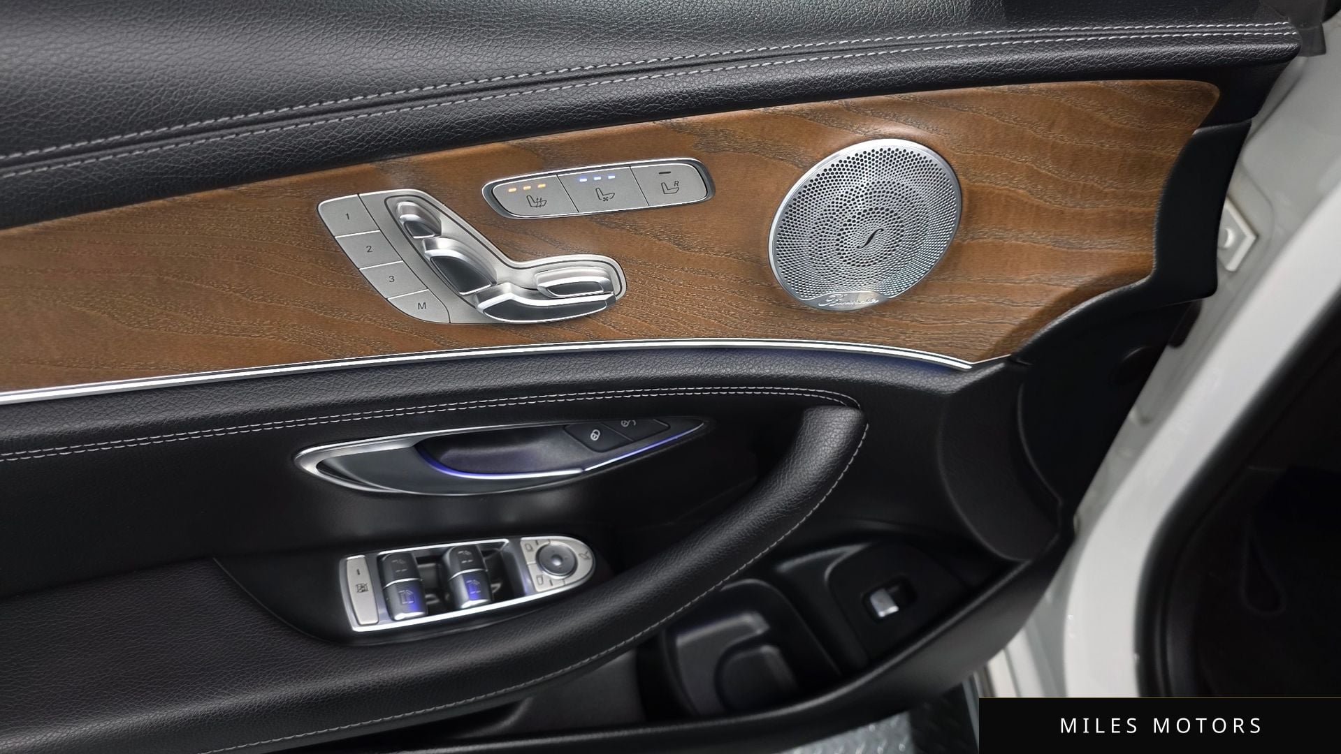 Mercedes-Benz E-Class W213 2020 — миниатюра 28