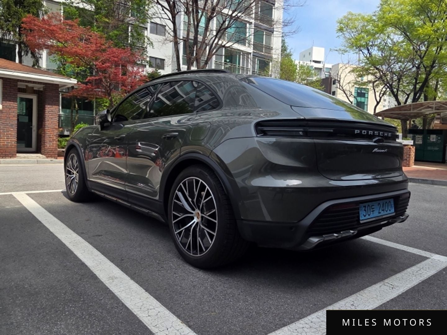 Porsche Macan 2025 — миниатюра 4