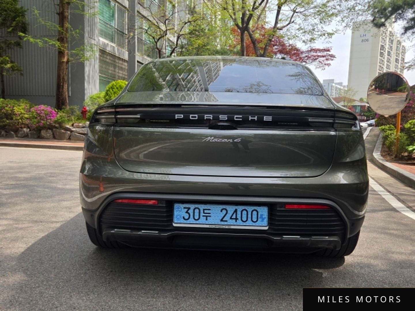 Porsche Macan 2025 — миниатюра 5