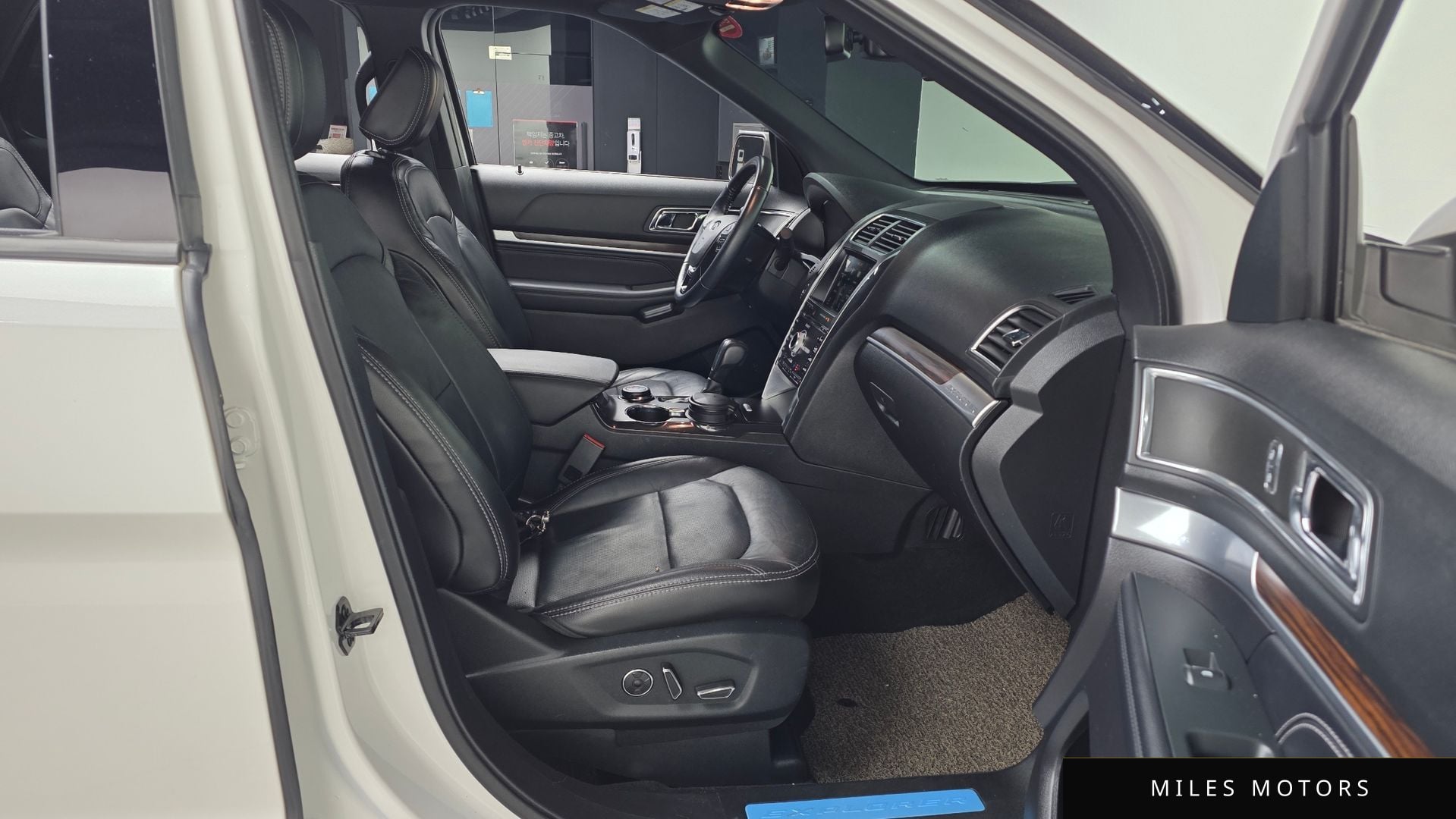 Ford Explorer 2018 — миниатюра 11