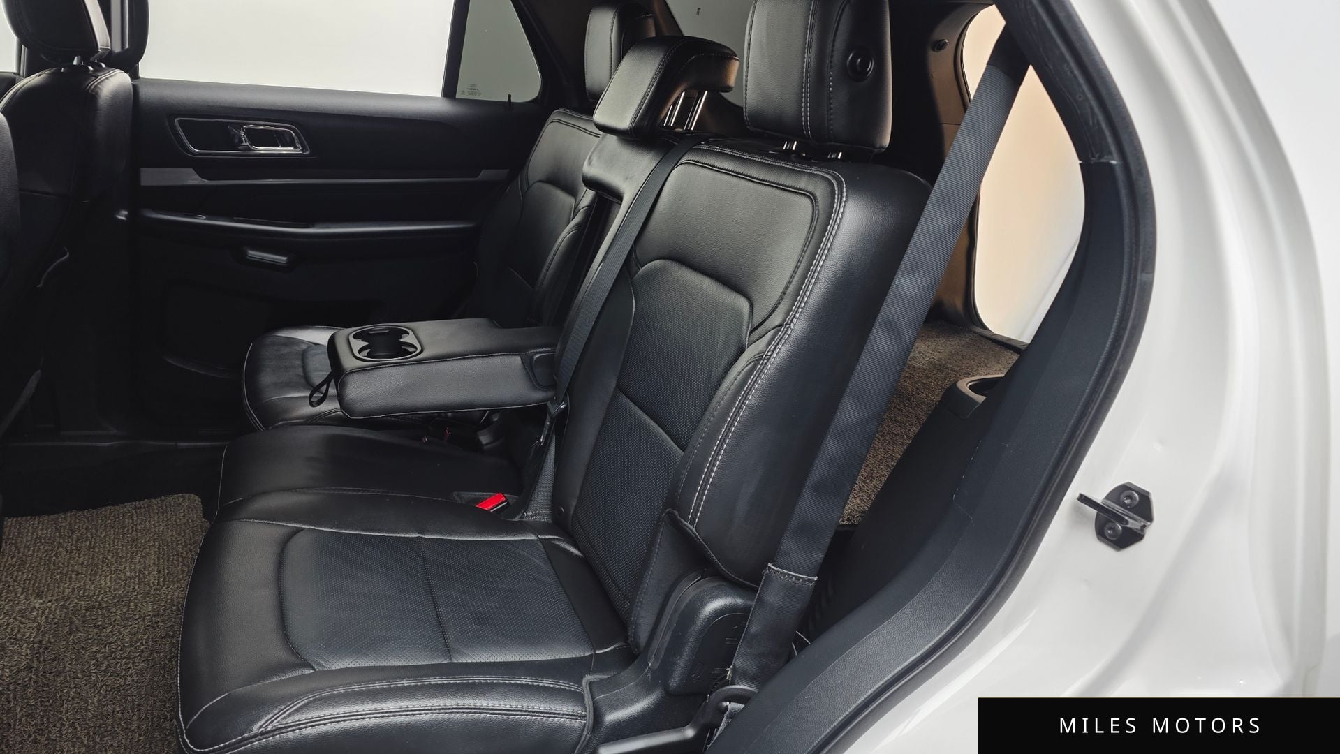 Ford Explorer 2018 — миниатюра 12
