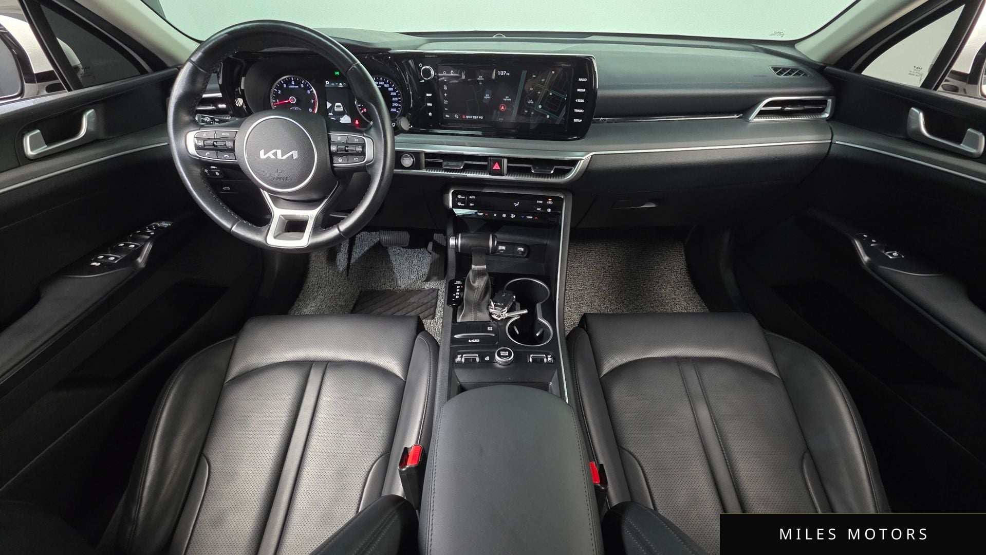 Kia K5 2023 — миниатюра 10