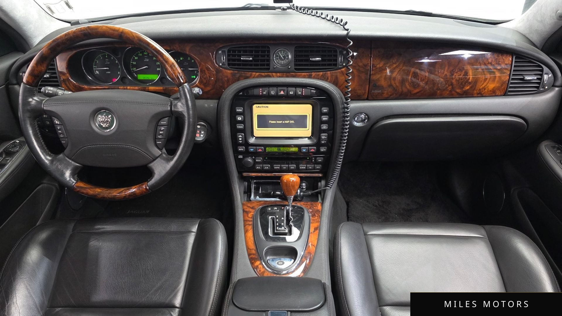Jaguar XJ-8 2006 — миниатюра 7