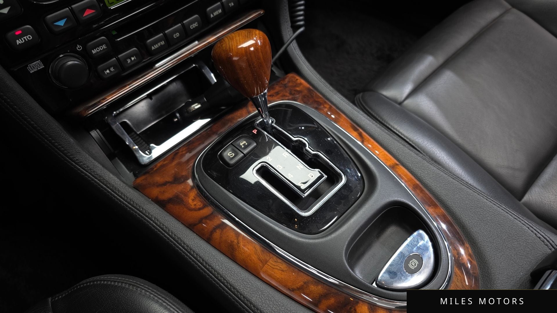Jaguar XJ-8 2006 — миниатюра 9