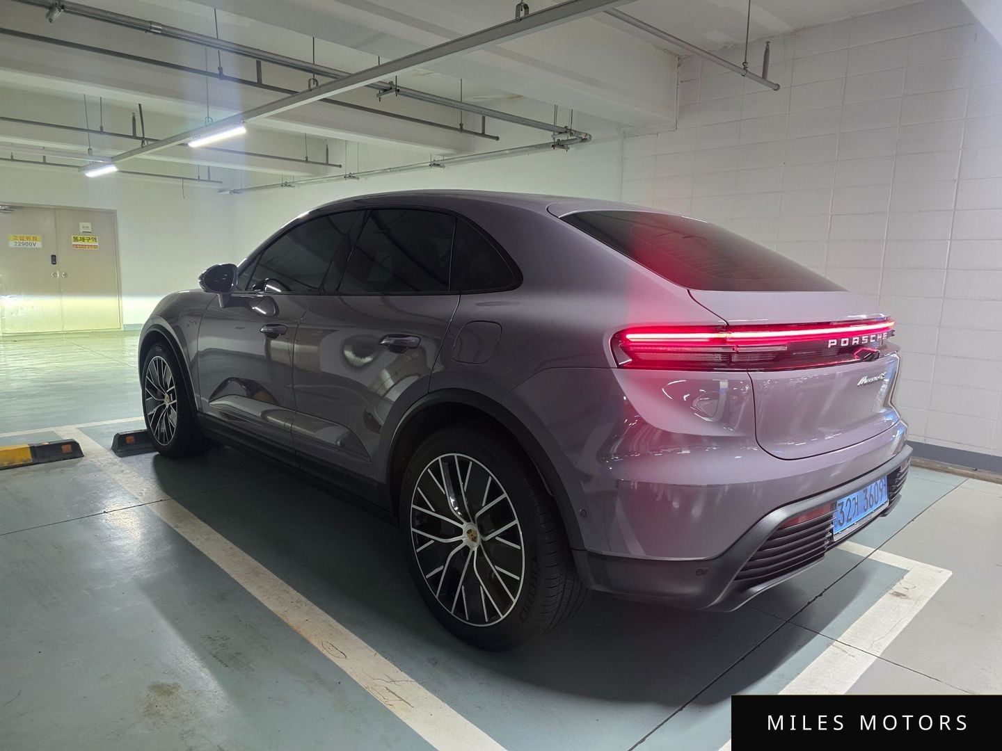 Porsche Macan 2025 — миниатюра 5