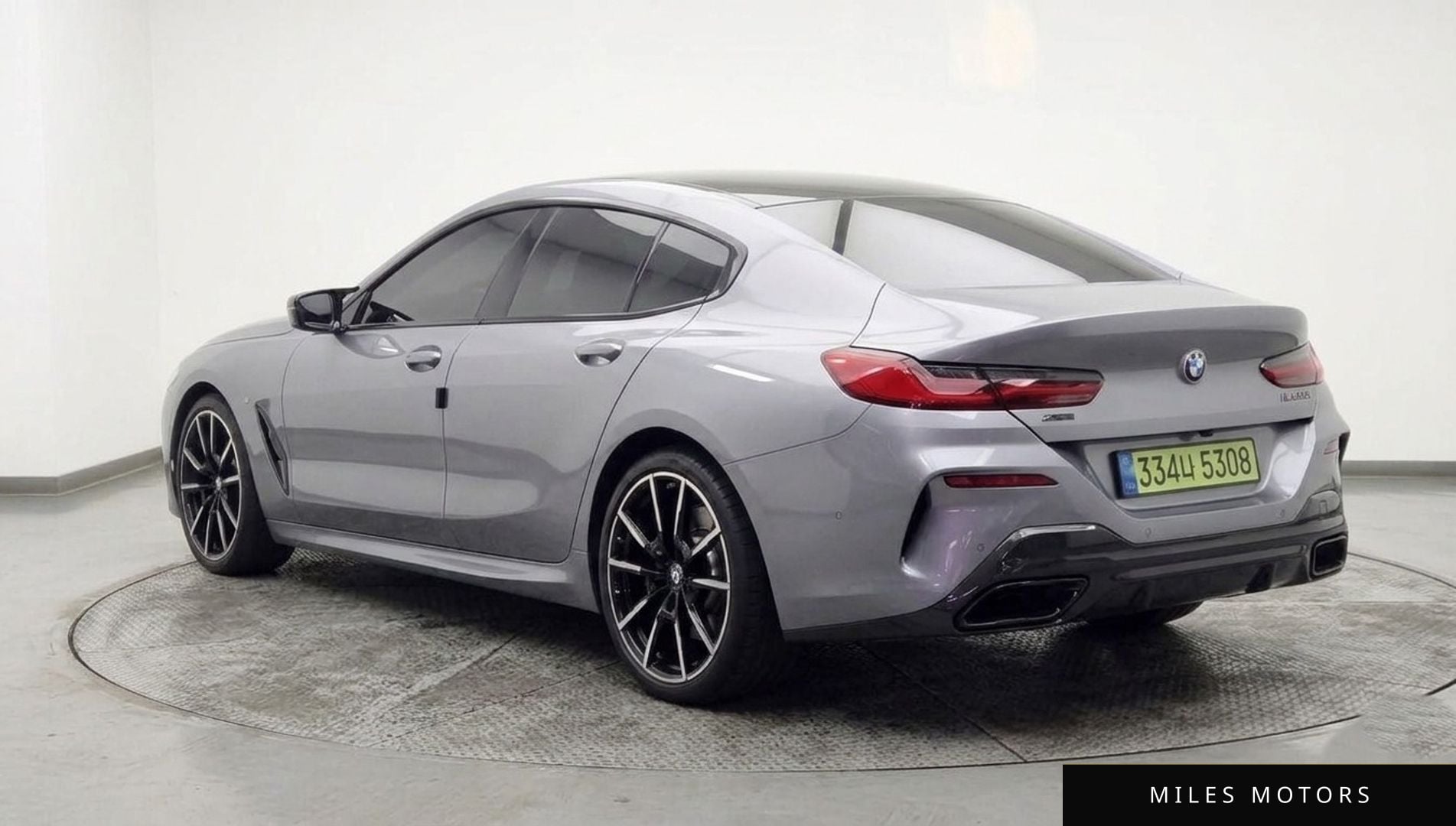 BMW 8 Series (G15) 2025 — миниатюра 2
