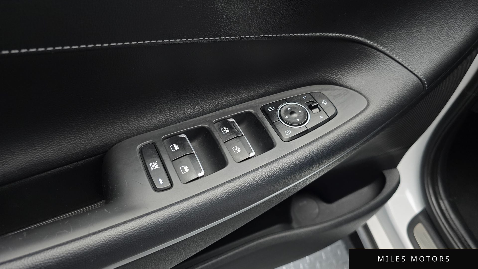 Hyundai Grandeur 2018 — миниатюра 20
