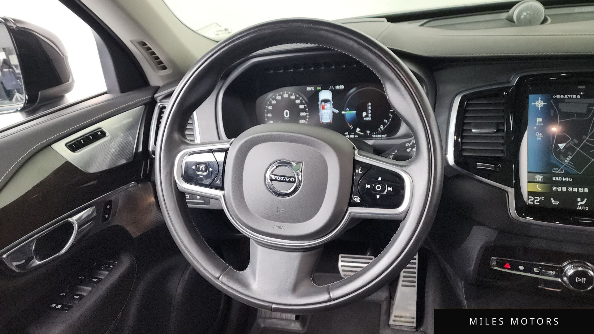 Volvo XC90 2017 — миниатюра 12