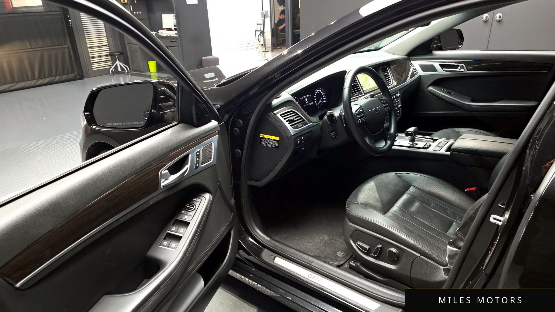 Genesis G80 2017 — миниатюра 11