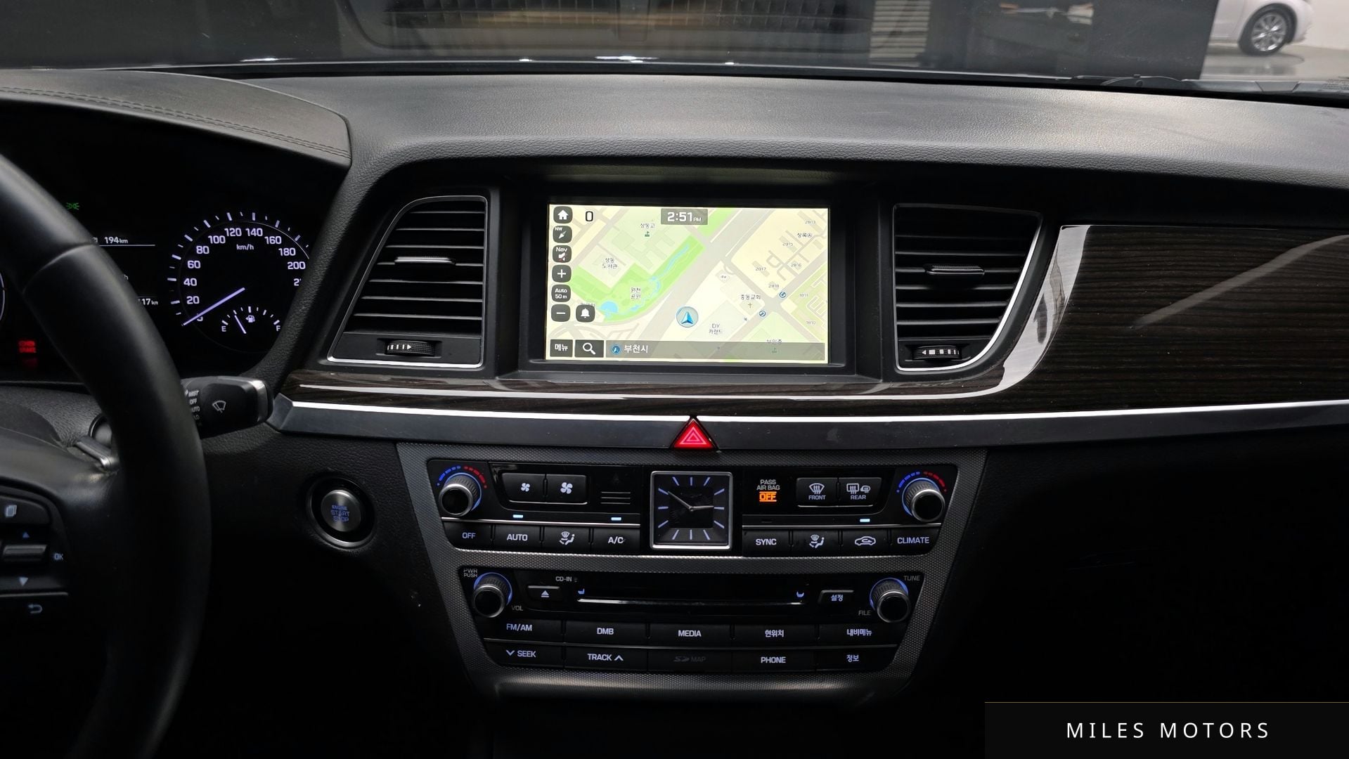 Genesis G80 2017 — миниатюра 18