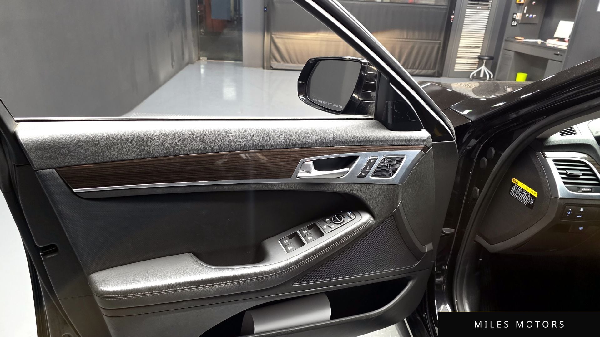 Genesis G80 2017 — миниатюра 12