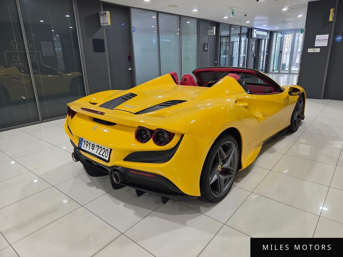 Ferrari F8 2022 — миниатюра 2