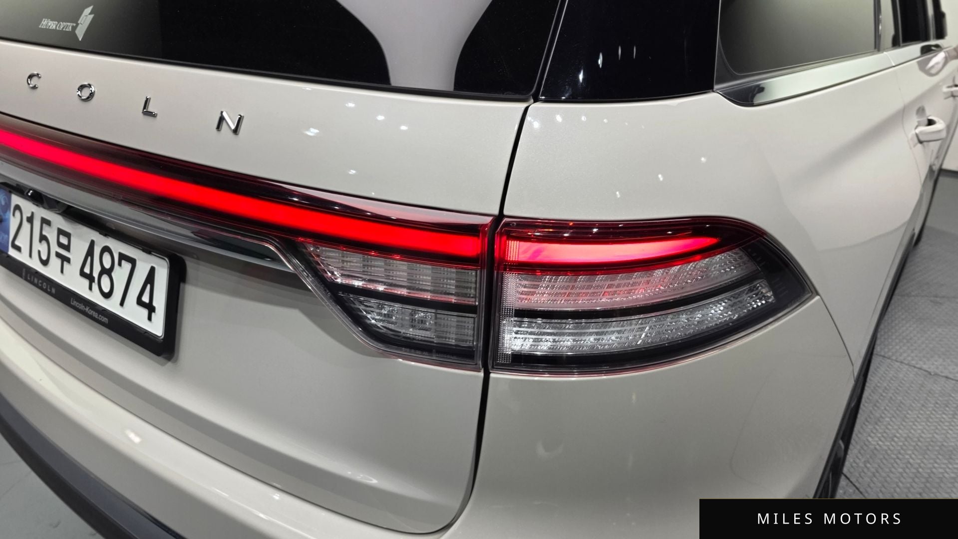 Lincoln Aviator 2023 — миниатюра 9