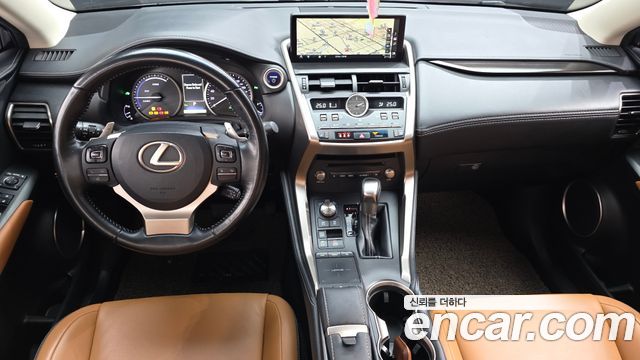 Лексус NX300h 2018 — миниатюра 10