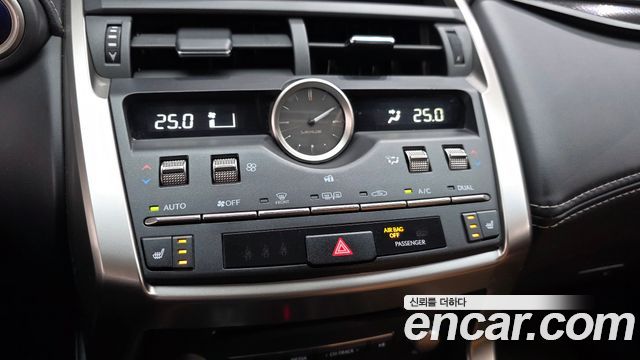 Лексус NX300h 2018 — миниатюра 22