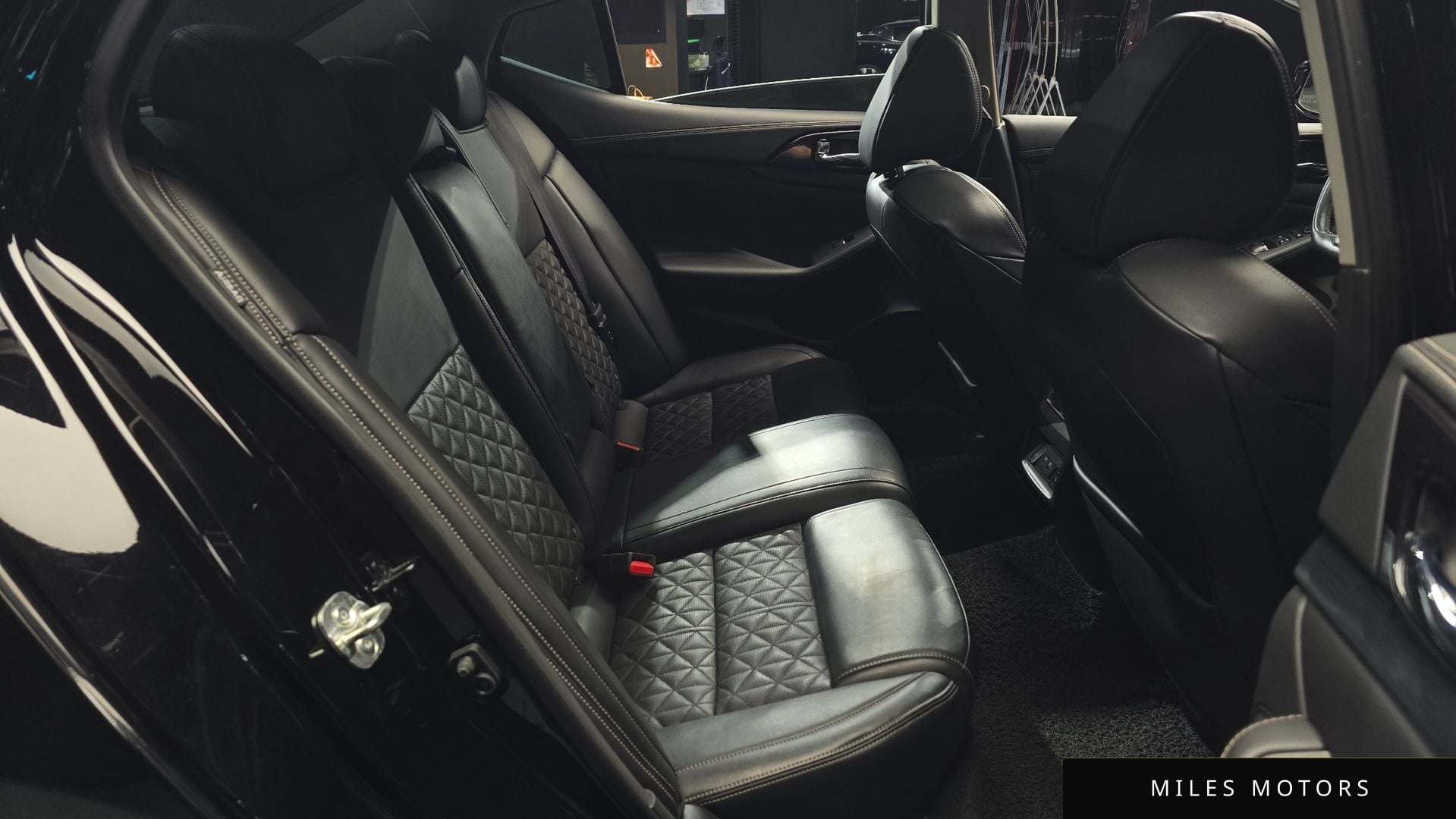 Nissan Maxima 2019 — миниатюра 11