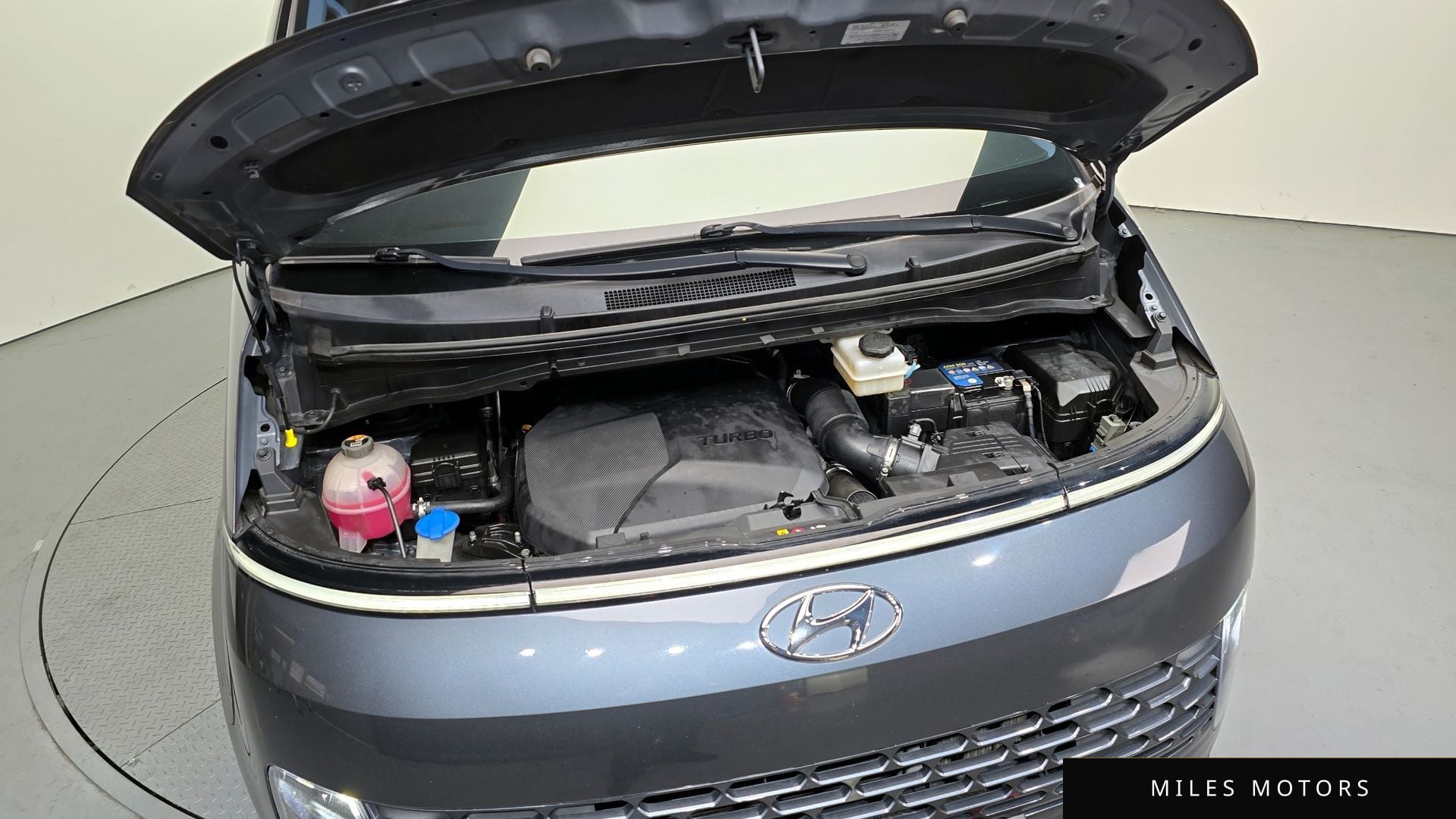 Hyundai Staria 2022 — миниатюра 6