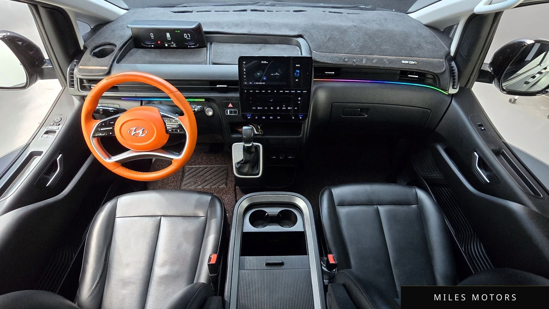 Hyundai Staria 2022 — миниатюра 10
