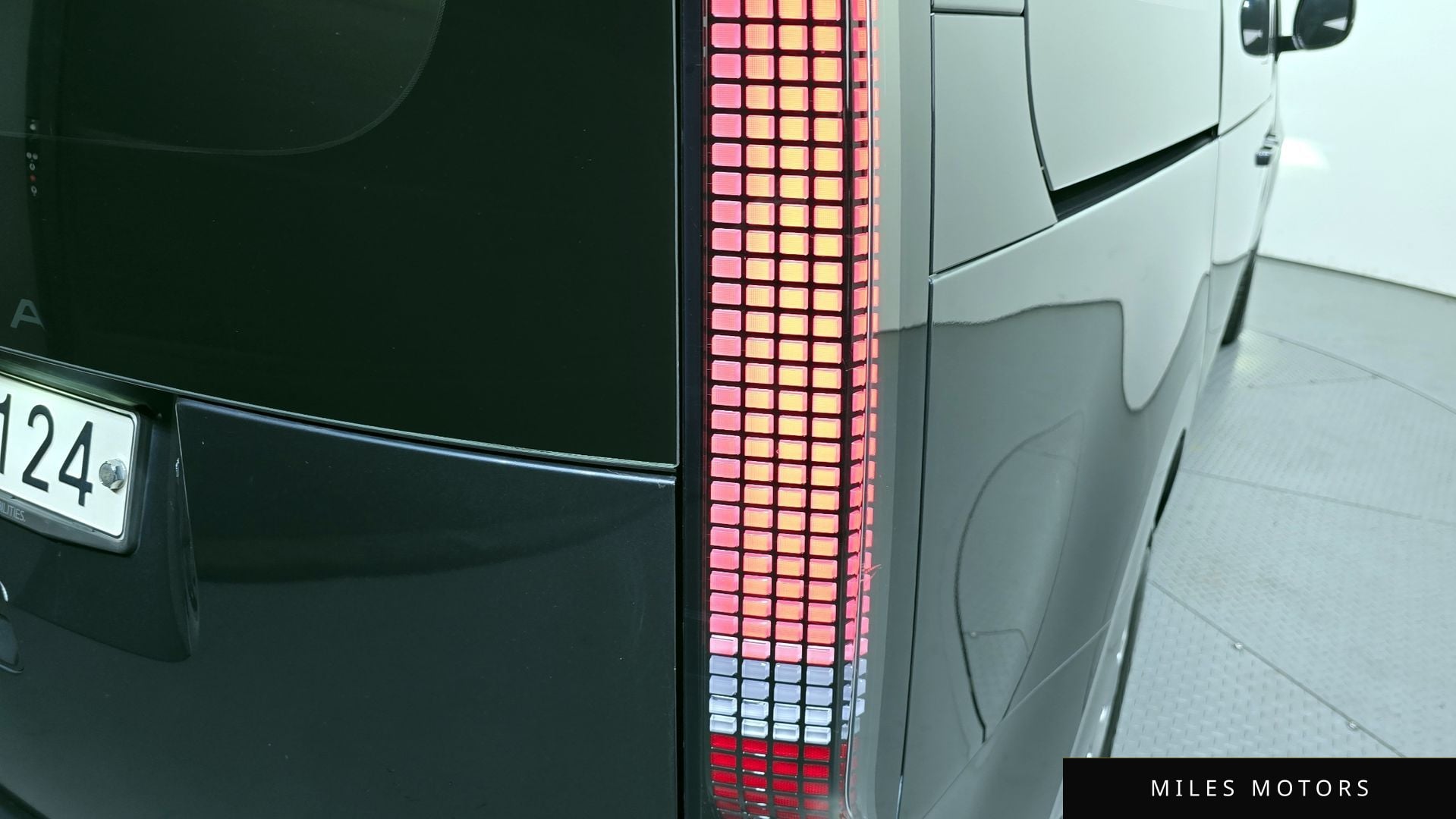 Hyundai Staria 2022 — миниатюра 9