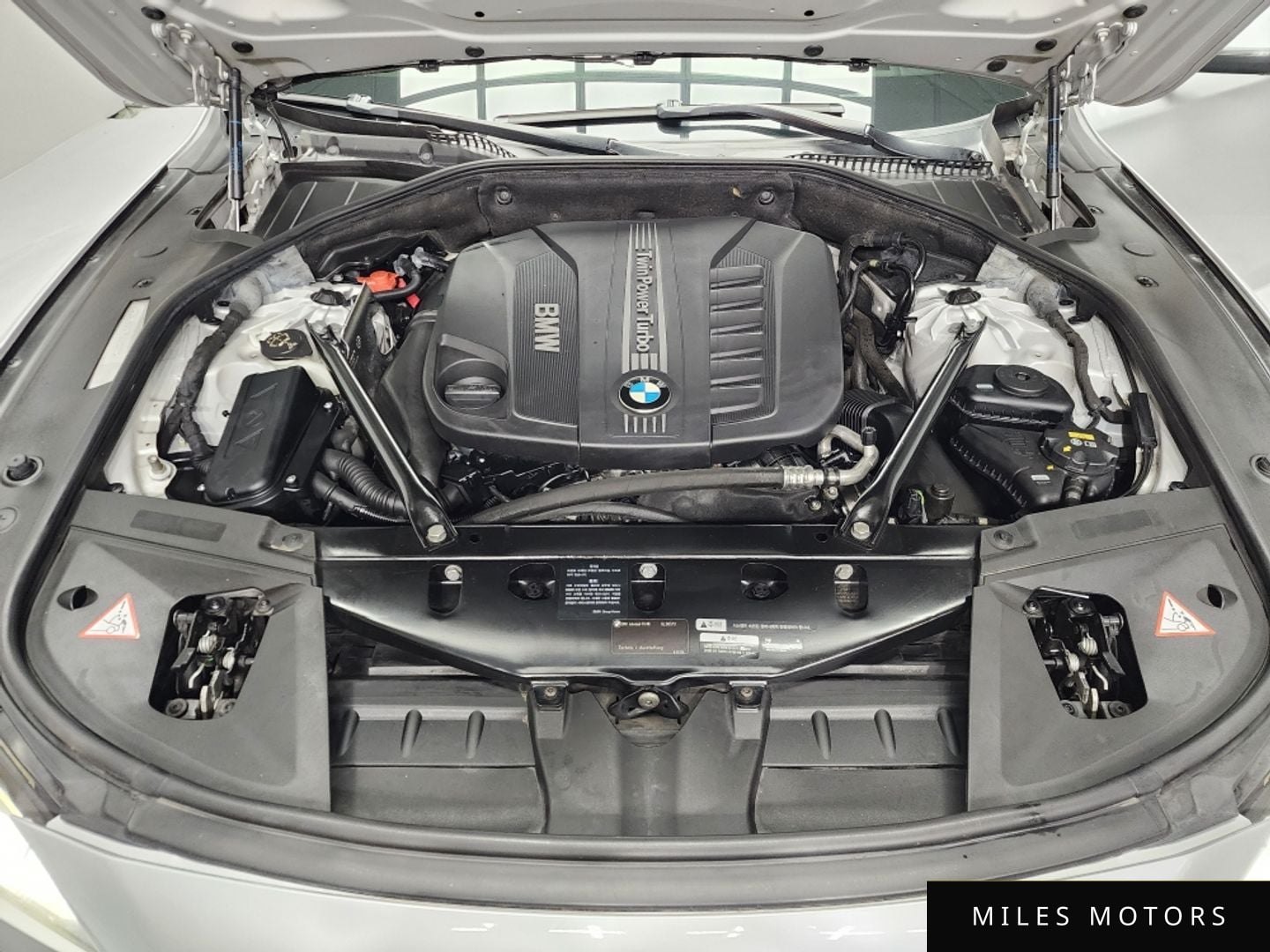BMW 7 Series (F01) 2015 — миниатюра 4