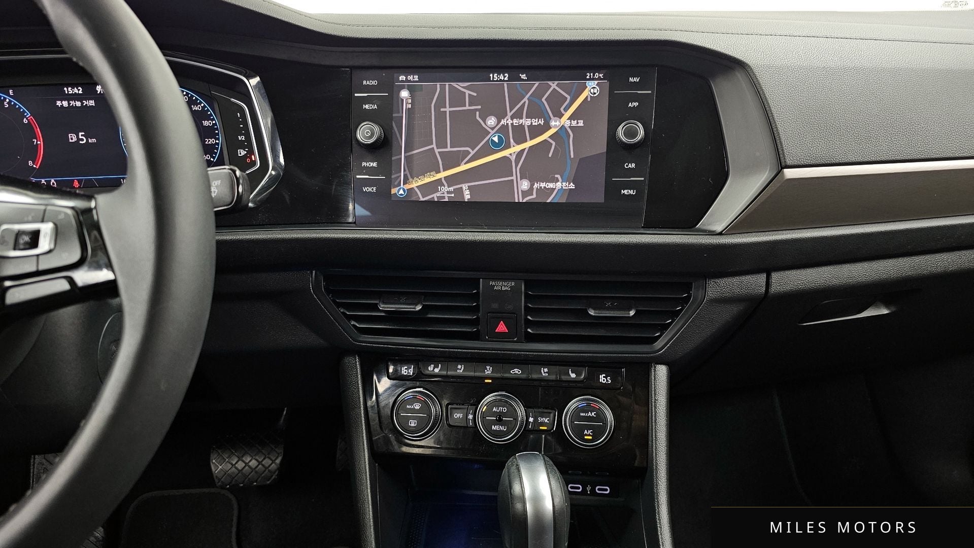 Volkswagen 제타 2021 — миниатюра 15