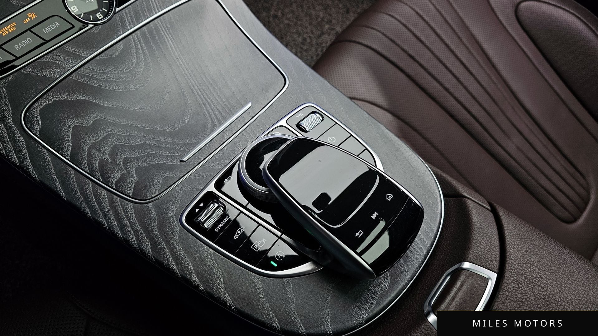 Mercedes-Benz CLS-클래스 C257 2019 — миниатюра 26