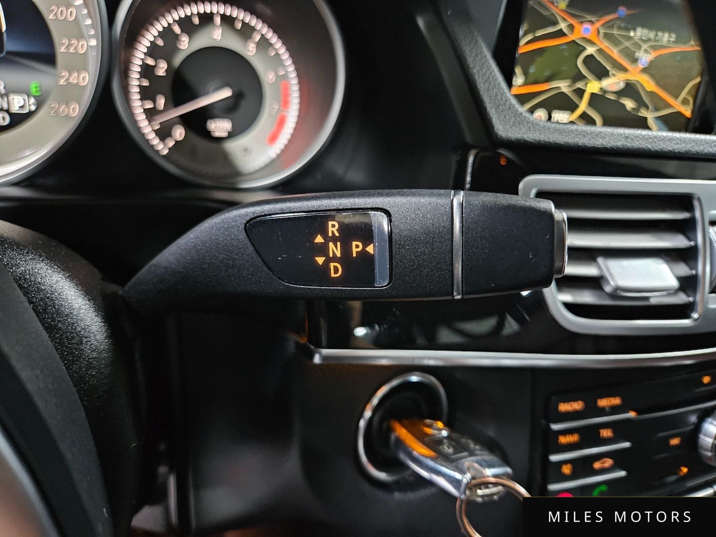Mercedes-Benz E-Class W212 2016 — миниатюра 10