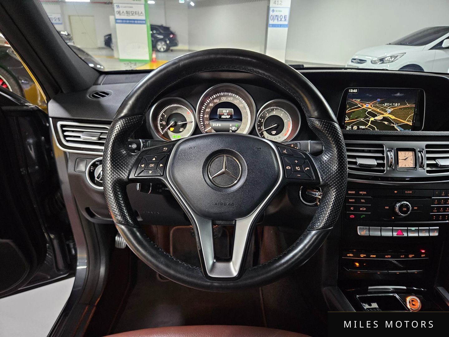 Mercedes-Benz E-Class W212 2016 — миниатюра 11