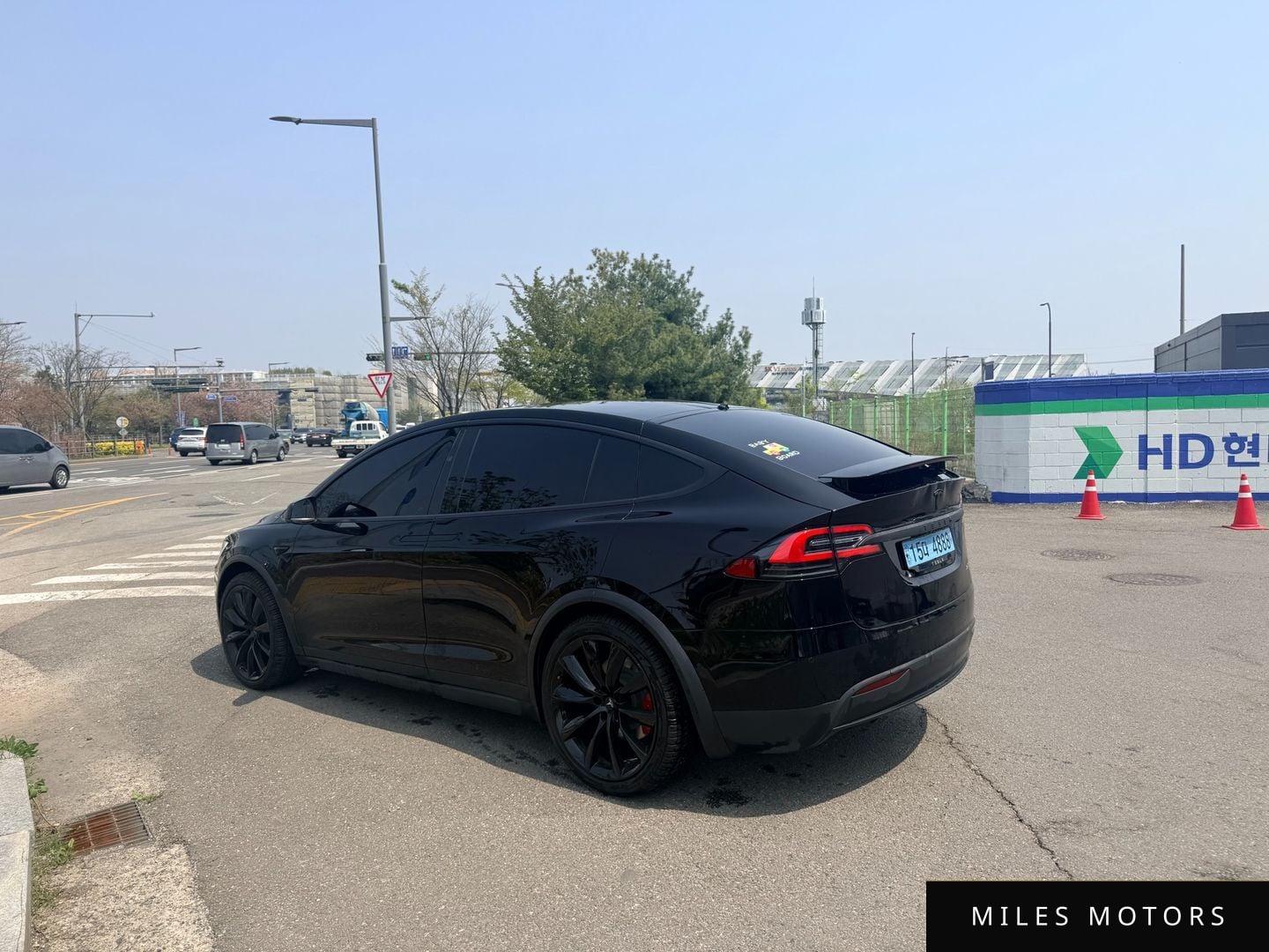 Tesla 모델 X 2020 — миниатюра 6