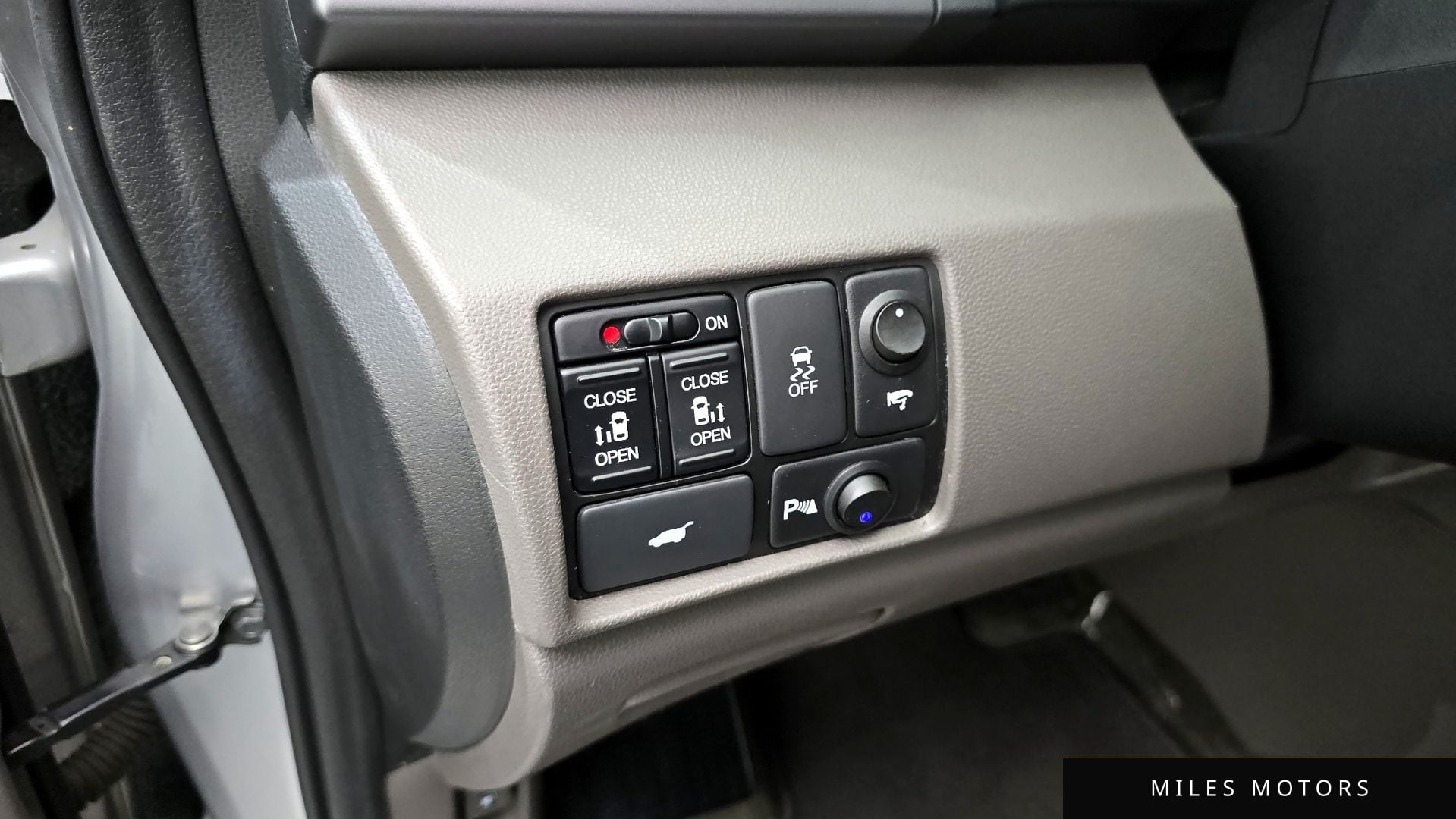 Honda Odyssey 2013 — миниатюра 8