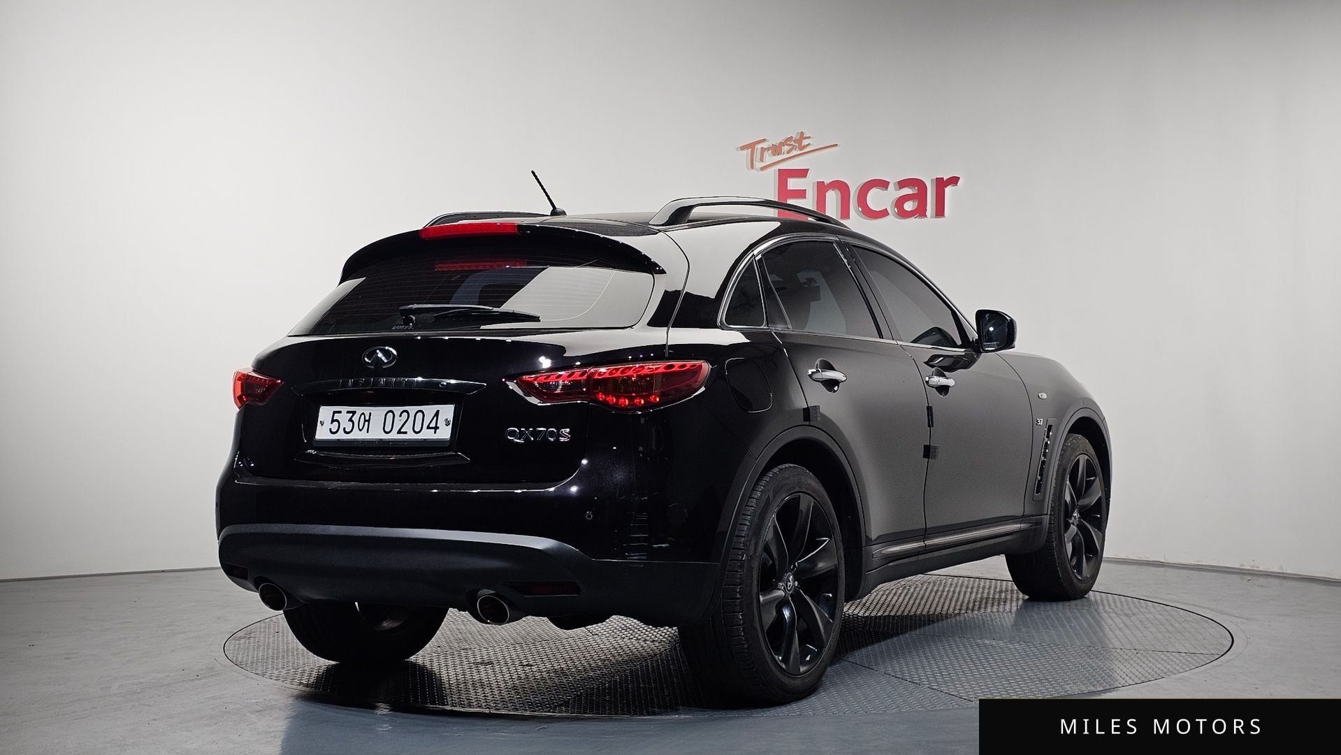 Infiniti QX70 2017 — миниатюра 2