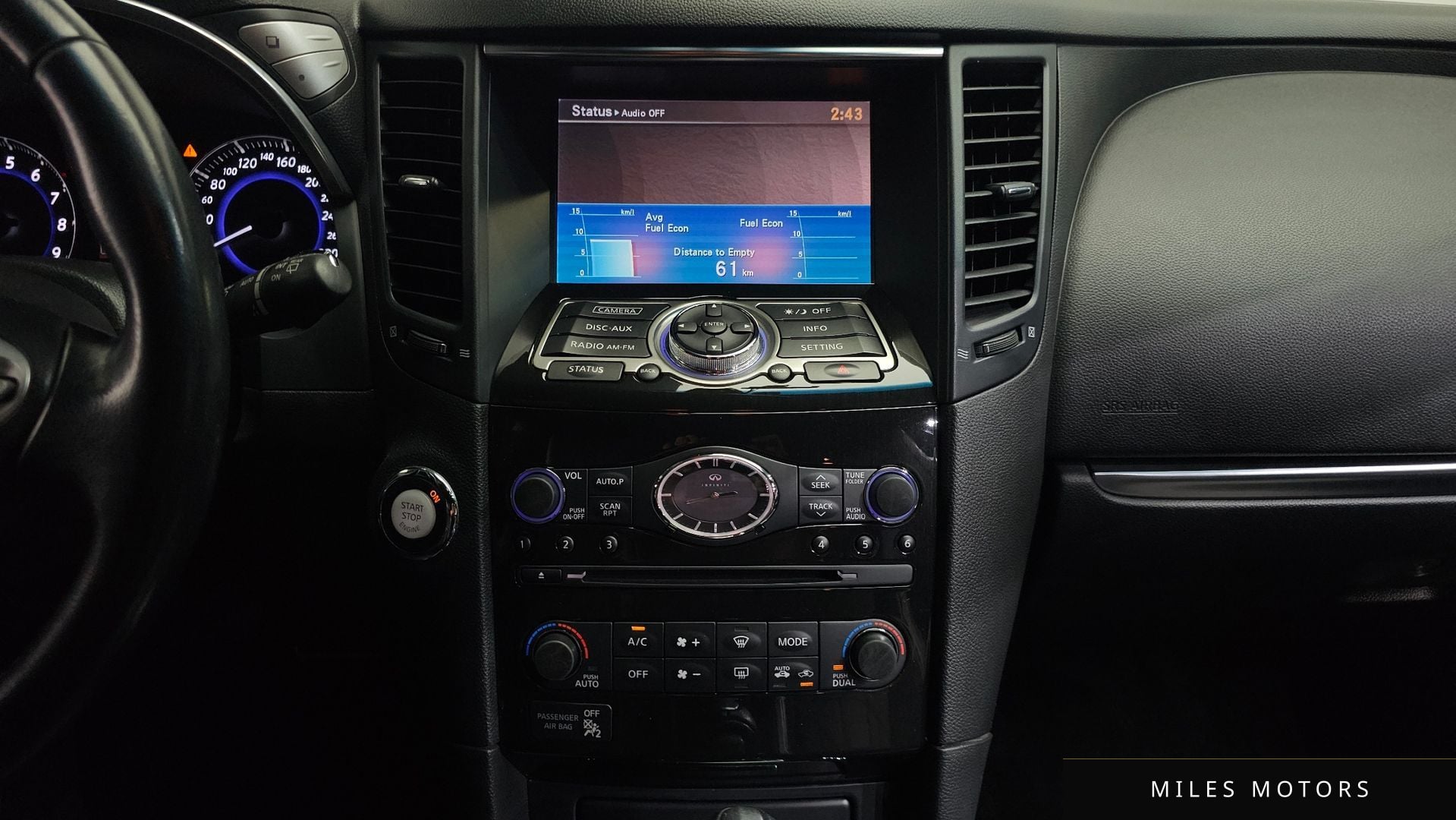 Infiniti QX70 2017 — миниатюра 14