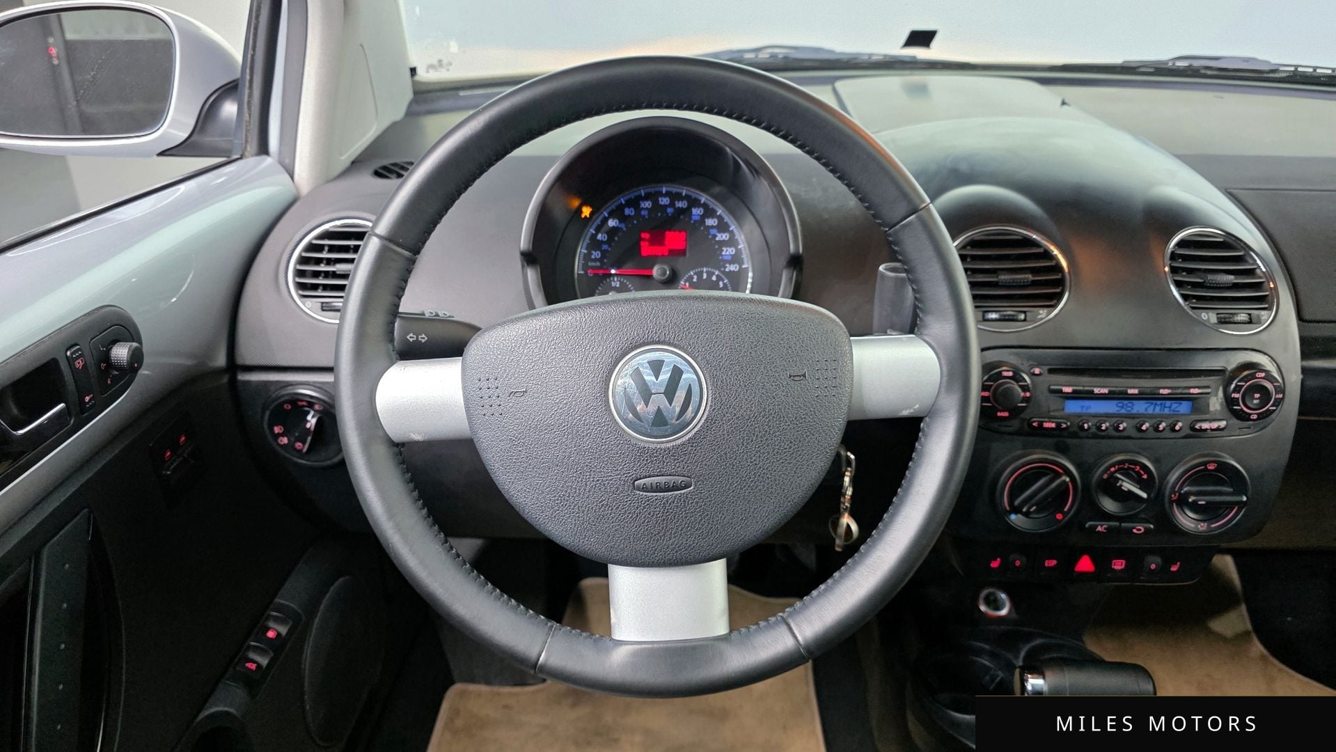 Volkswagen Beetle 2007 — миниатюра 13