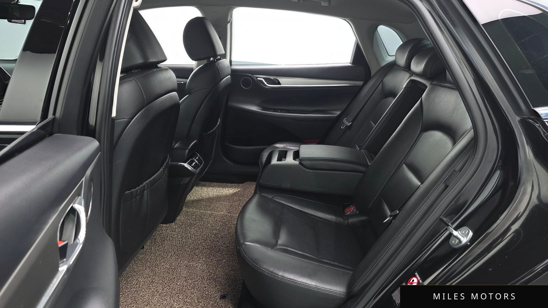 Hyundai Grandeur 2022 — миниатюра 17