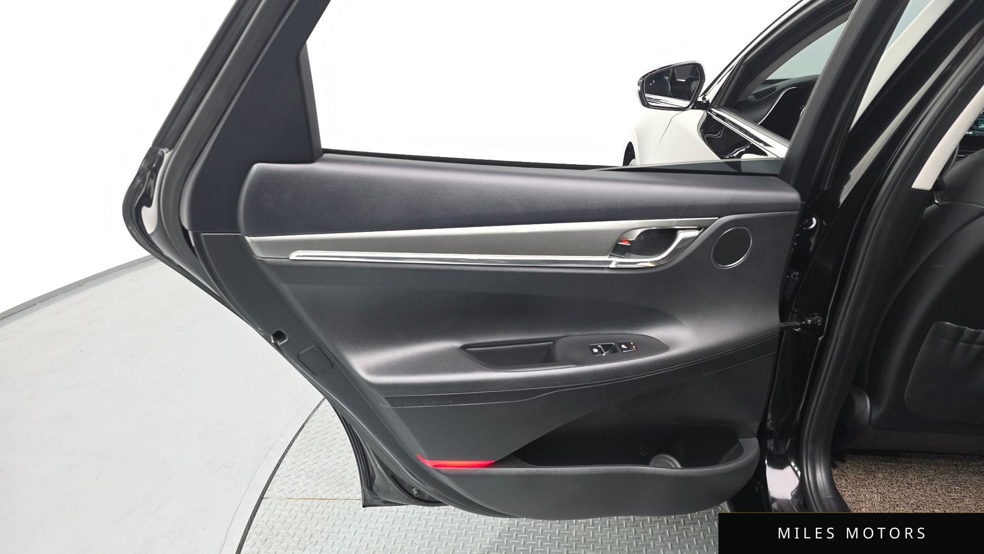 Hyundai Grandeur 2022 — миниатюра 15