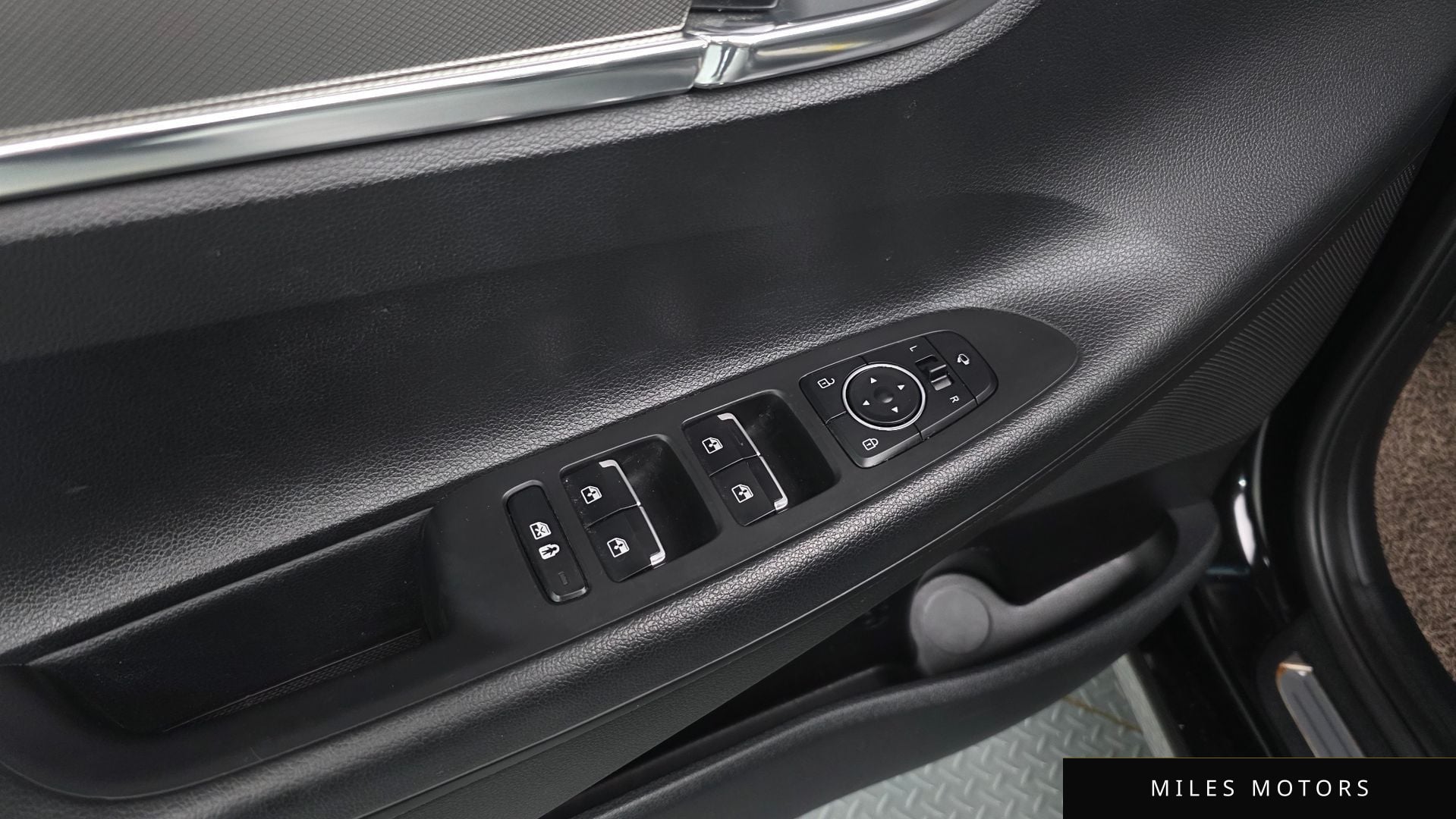 Hyundai Grandeur 2022 — миниатюра 28