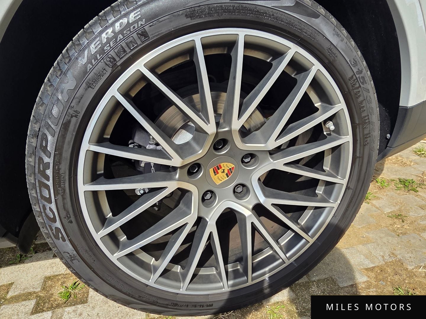 Porsche Cayenne 2023 — миниатюра 20