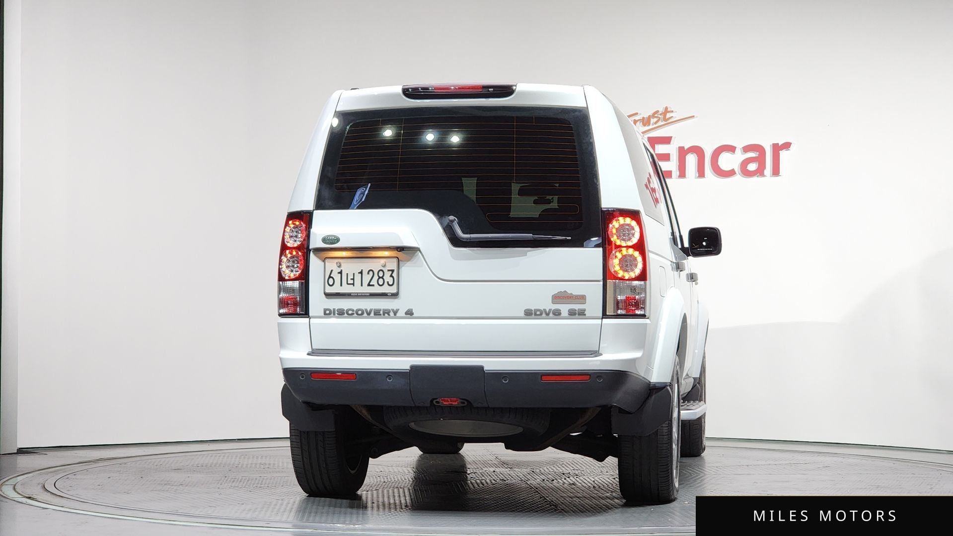 Land Rover Discovery 2013 — миниатюра 4